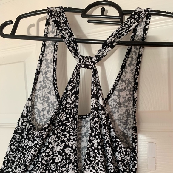 La Vie en Rose swimsuit cover up - Picture 5 of 8